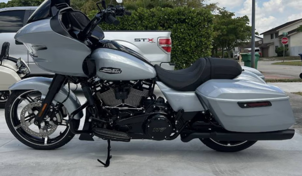 HARLEY-DAVIDSON ROAD GLIDE 2024
